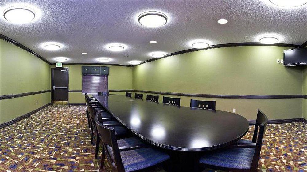 Holiday Inn Express Hotel & Suites Madison By Ihg Kültér fotó