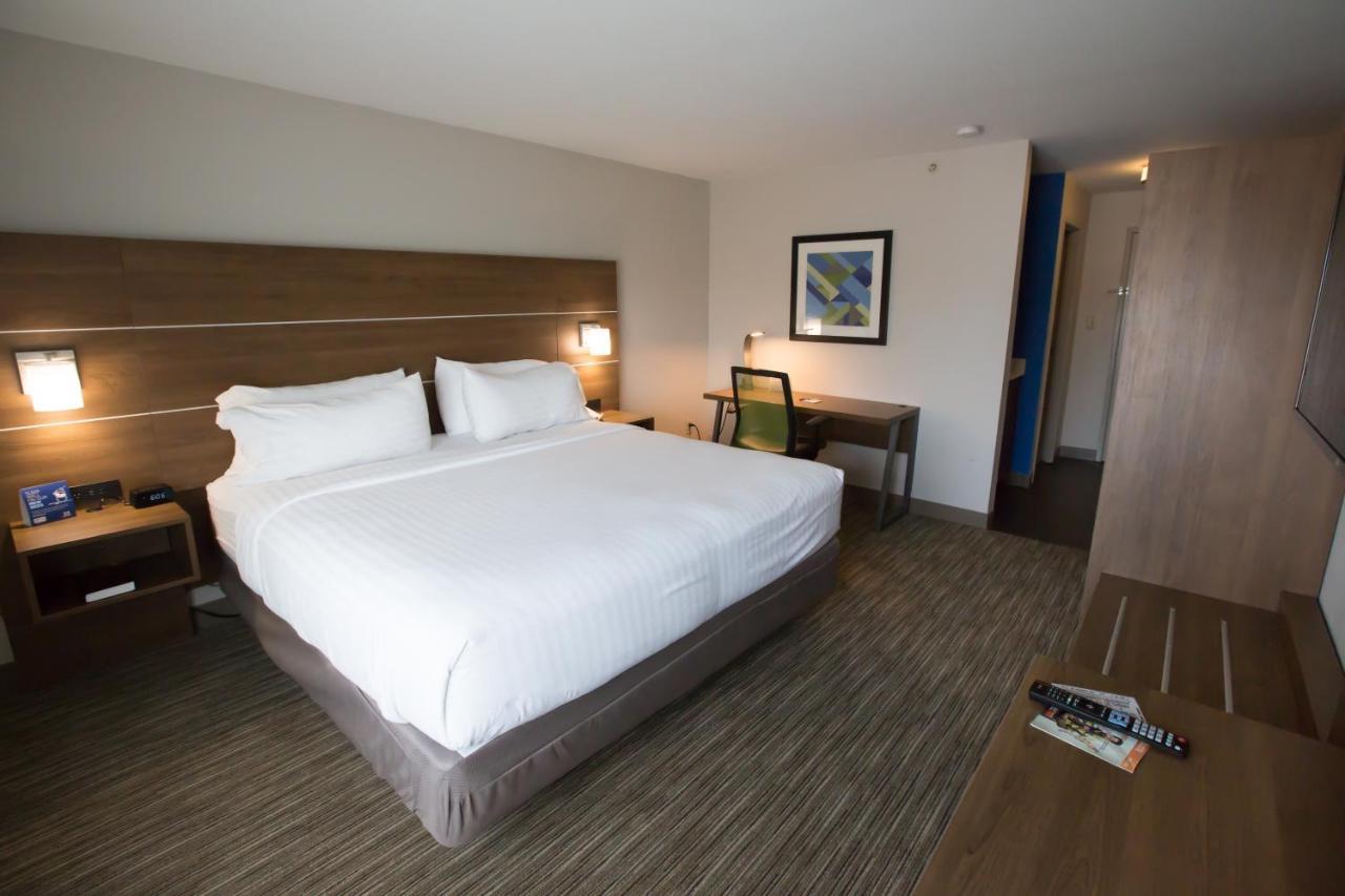 Holiday Inn Express Hotel & Suites Madison By Ihg Kültér fotó